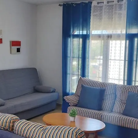 Turisticos Edificio Del Pino Apartment
